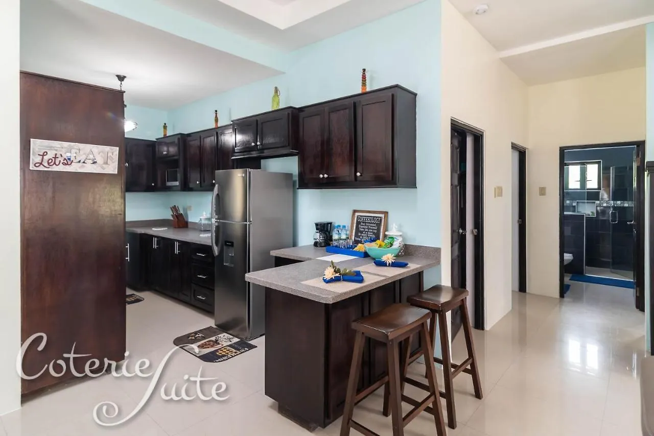 Coterie Suite - 4Br - Meadow Palms Apartment B12 Kingston 0*,