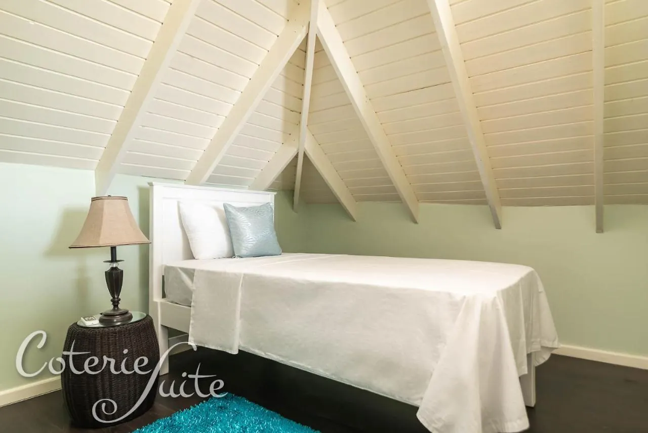 Coterie Suite - 4Br - Meadow Palms Apartment B12 Kingston Jamaica